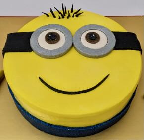 minion custom cake